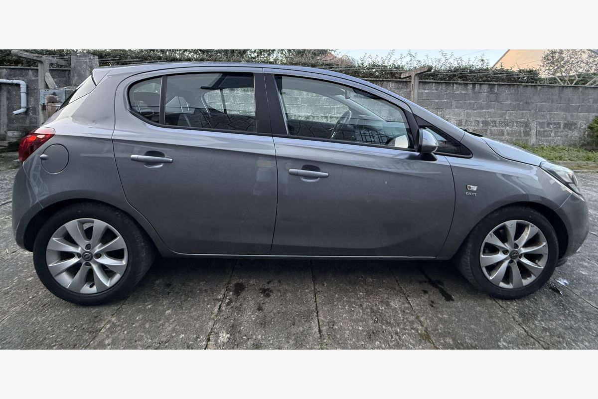 Opel Corsa 1.4 l Excite - 30238207_380d2118cdb698a3479ac338f4bcc0c3.jpg