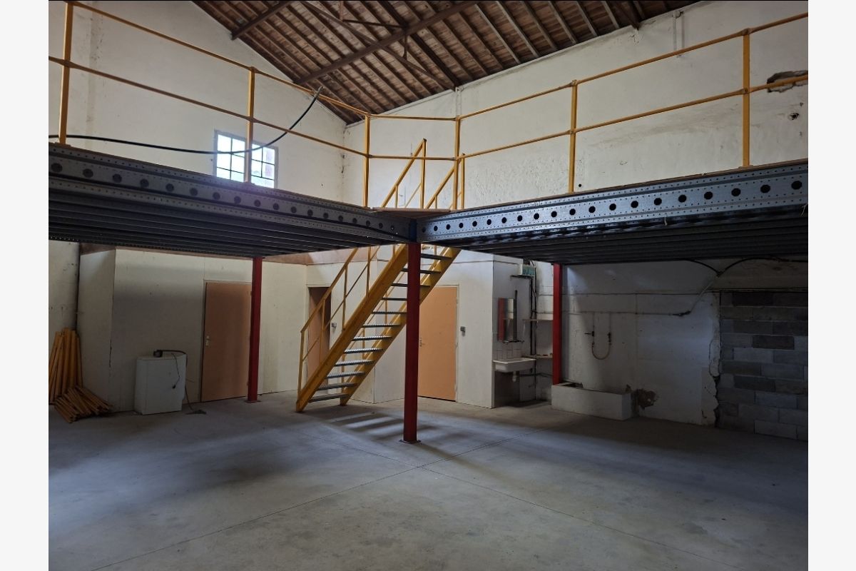 Local atelier - 30238208_09aee0591d1c78966f2f1123adbeee0f.jpg