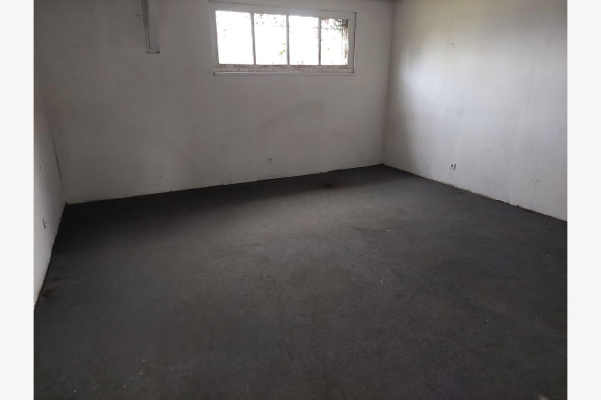 Entrepôt 100 m2 - 30238214_6dd570b9ad4c95fd14cae8d37c36ab8b.jpg