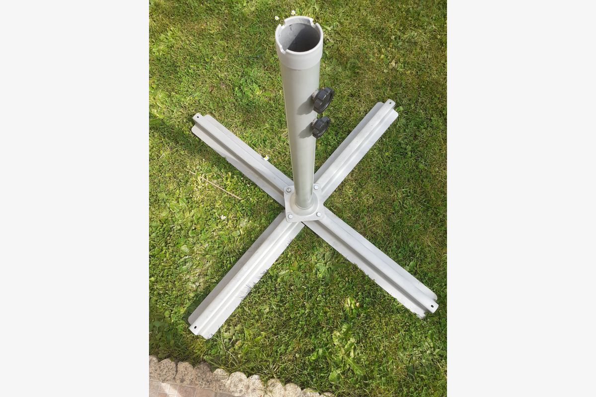 Parasol - 30238593_d47d5d6050ca61eb1e178f93f20f16c5.jpg