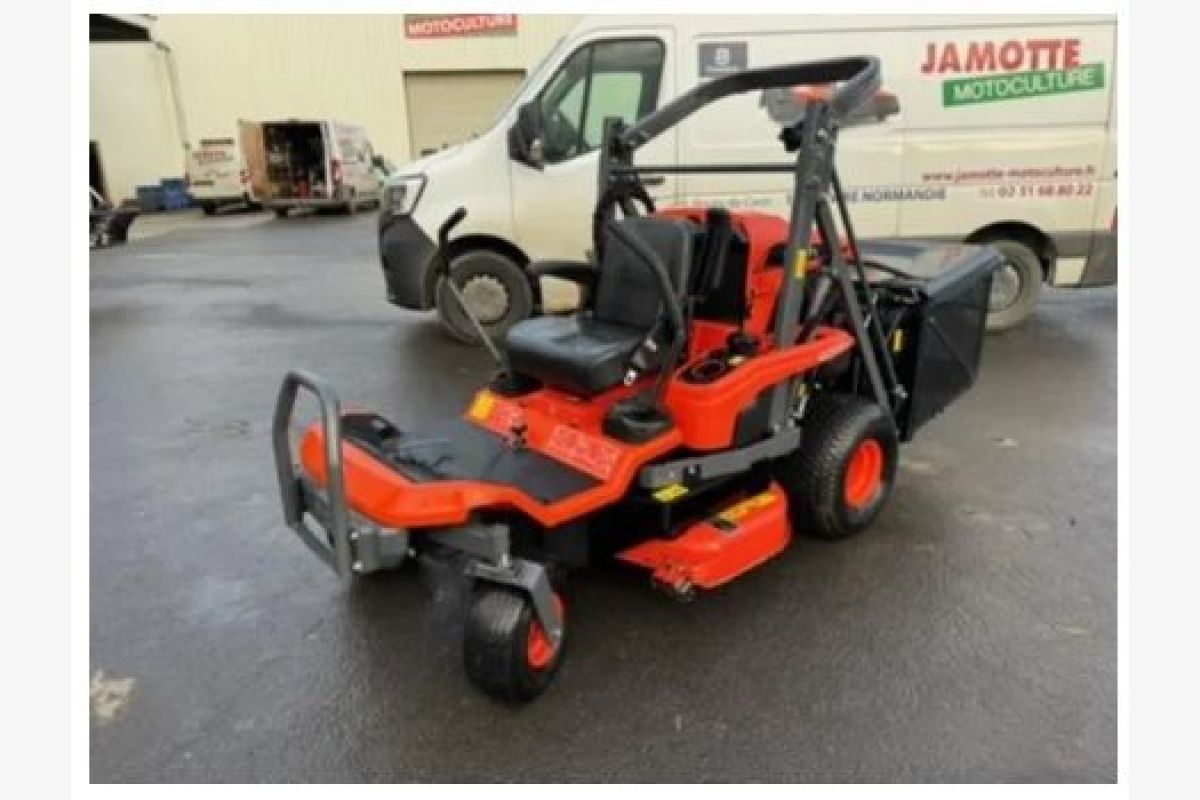 Photo 1 Tondeuse autoportée Kubota GZD 15 HD