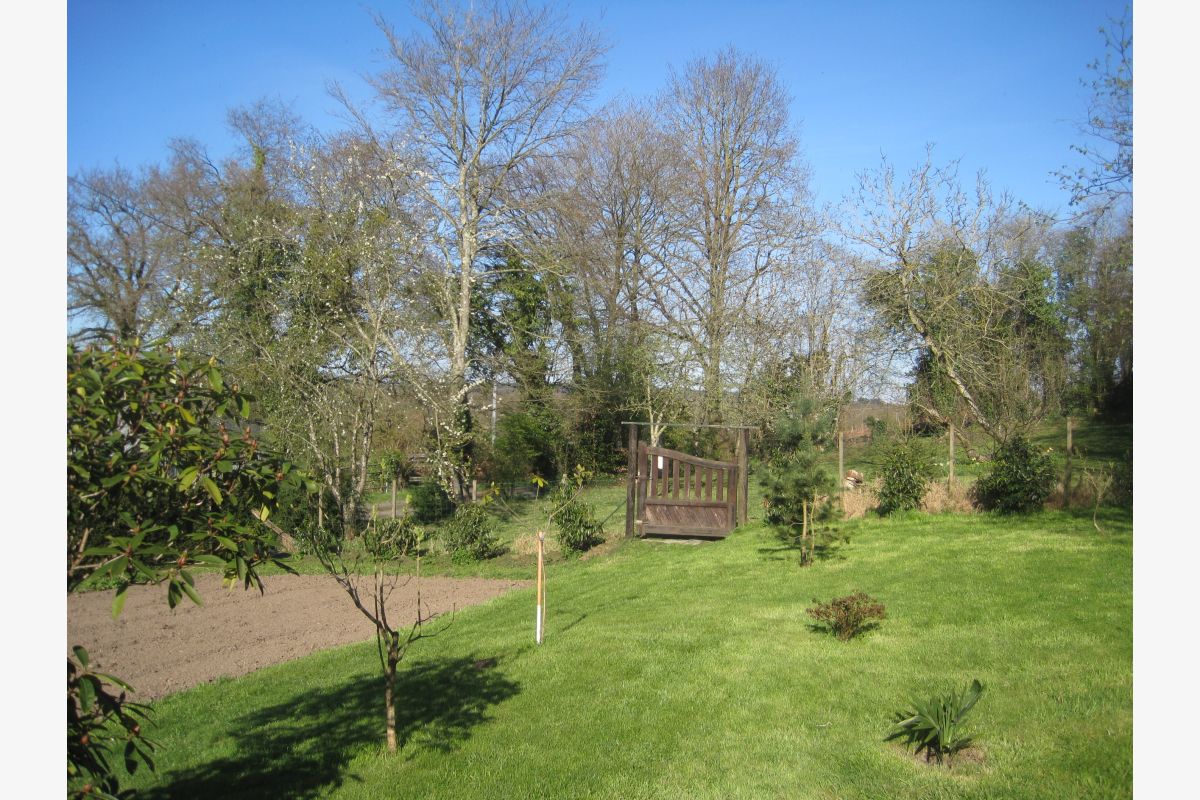 Photo 1 Jardinier propose ses services