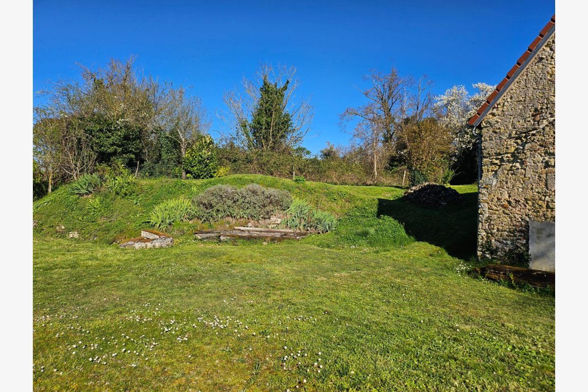 MAISON A FINIR DE RENOVER PTOCHE VALENCAY - 30238773_059b1325819feea0839266d385762b3c.jpg