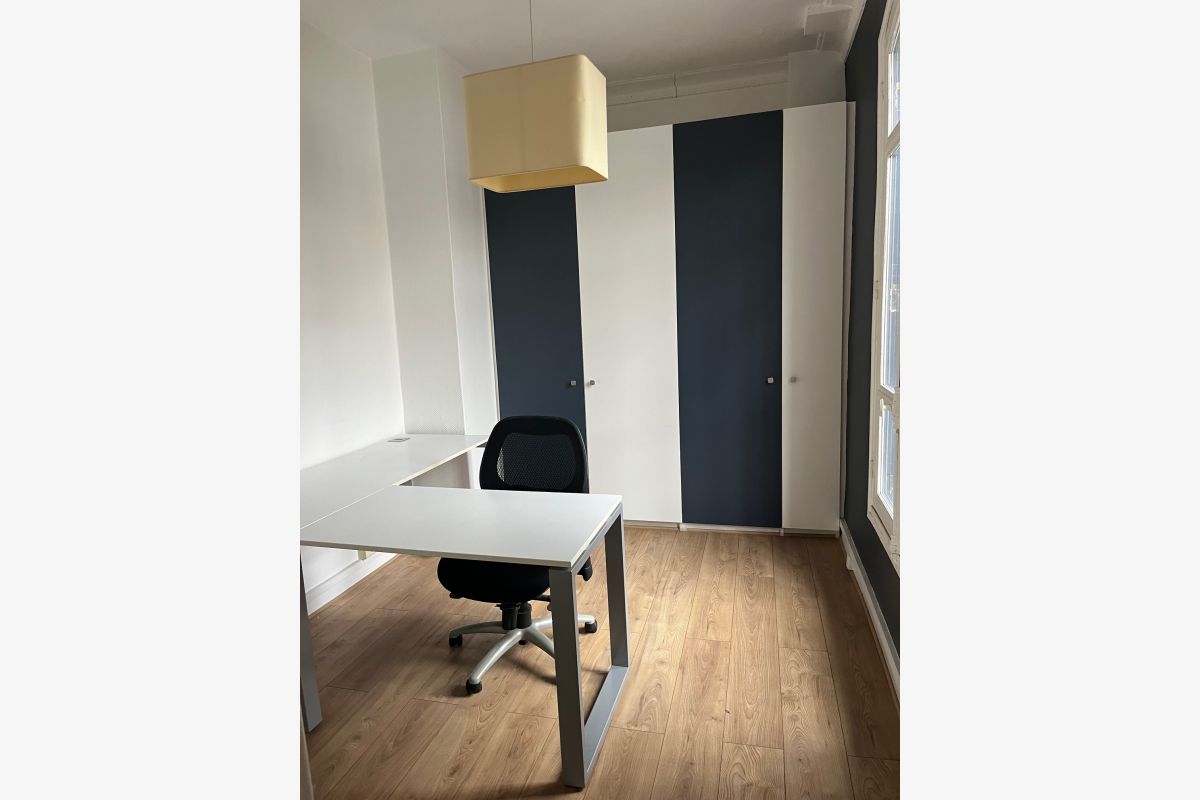 Espace de travail  - 30238779_9315c717b7941c55bbb95cc7e081636e.jpg