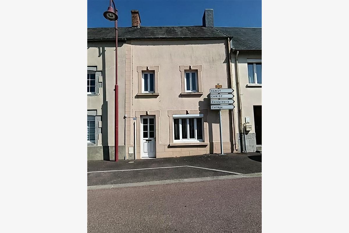 Photo 1 Maison à vendre Cerisy-la-Salle