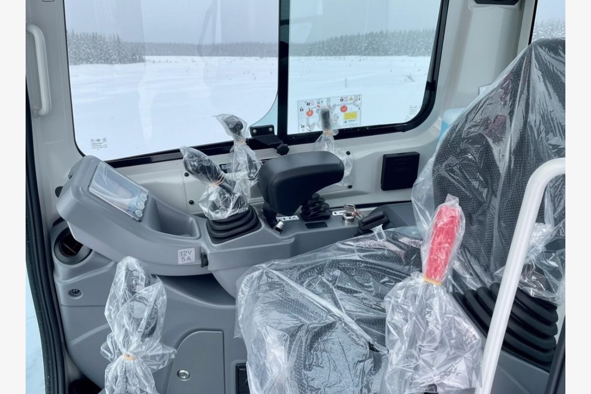 Takeuchi TB216 V4 - 1,9 tonne - Mini-pelle - 30239038_01567a719b7990b0c7aa0cf98b0aec00.jpg