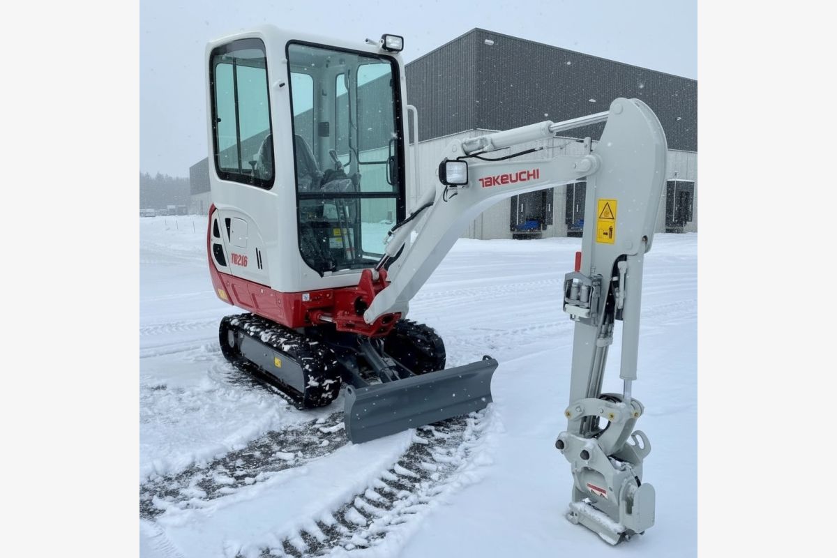 Takeuchi TB216 V4 - 1,9 tonne - Mini-pelle - 30239038_c1d6ef351dbd2914907719e6d6ae7a43.jpg