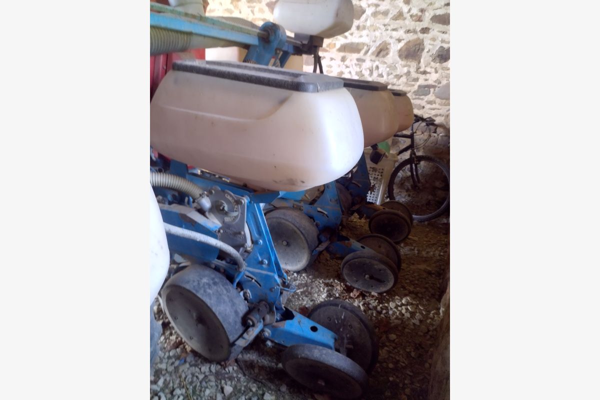 Photo 1 Semoir maïs 