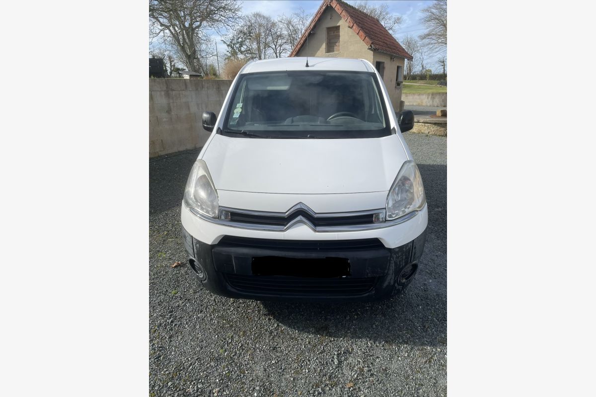 Photo 1 Citroën Berlingo 1.6L HDI 90 ch 3 portes