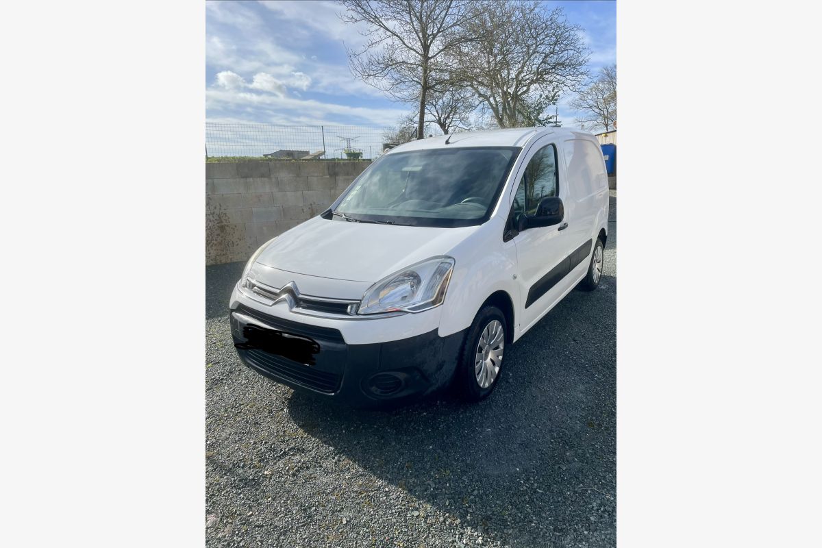Citroën Berlingo 1.6L HDI 90 ch 3 portes - 30239081_c3330571d3d46c36f4bf94ffd9be394e.jpg