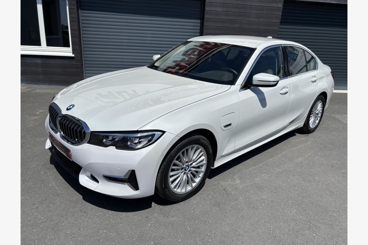 Photo 1 330 e Luxury