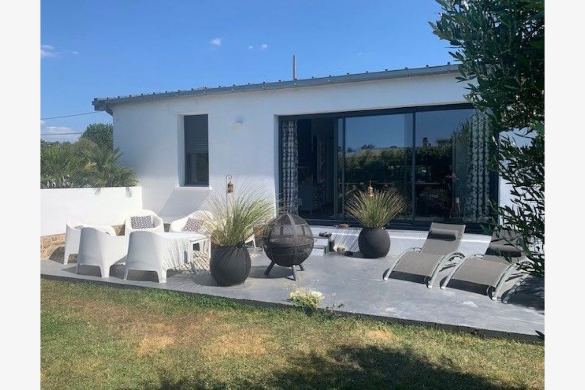 Photo 1 Notaires et Enchères, Montmartin-sur-MerTél. 02.33.47.21.31