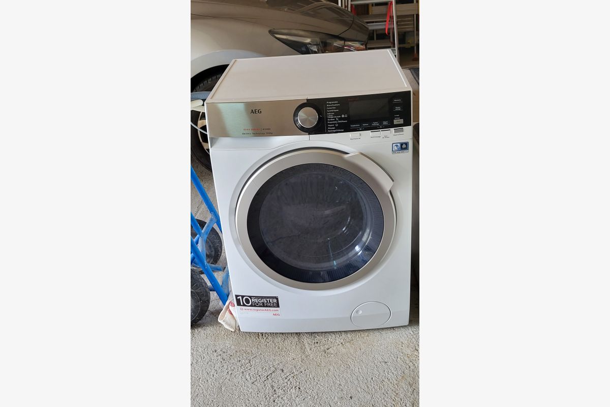 Photo 1 MACHINE A LAVER SECHANTE AEG