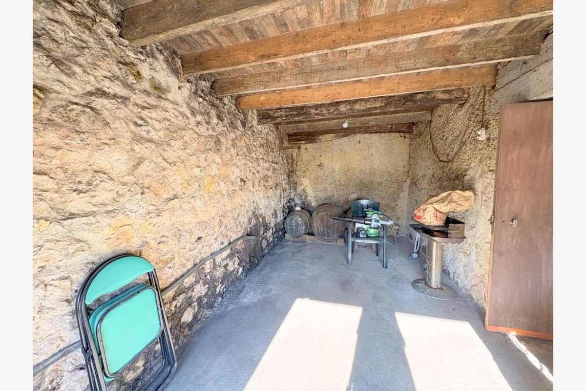 Une maison en pierres avec ses dépendances - 30239818_12.jpg