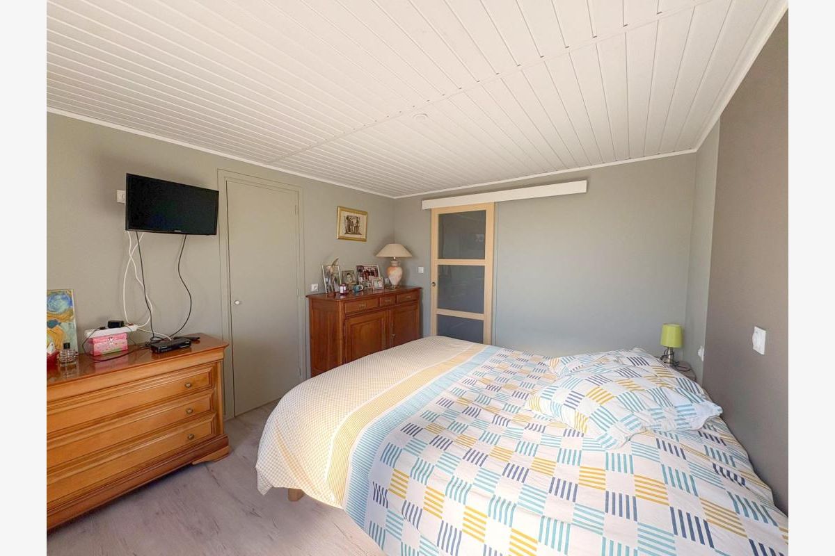 Une maison en pierres avec ses dépendances - 30239818_4.jpg