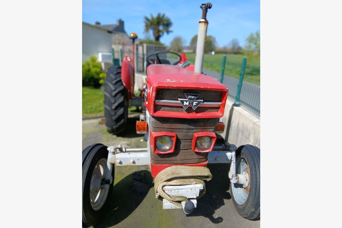 Photo 1 Massey Ferguson 122