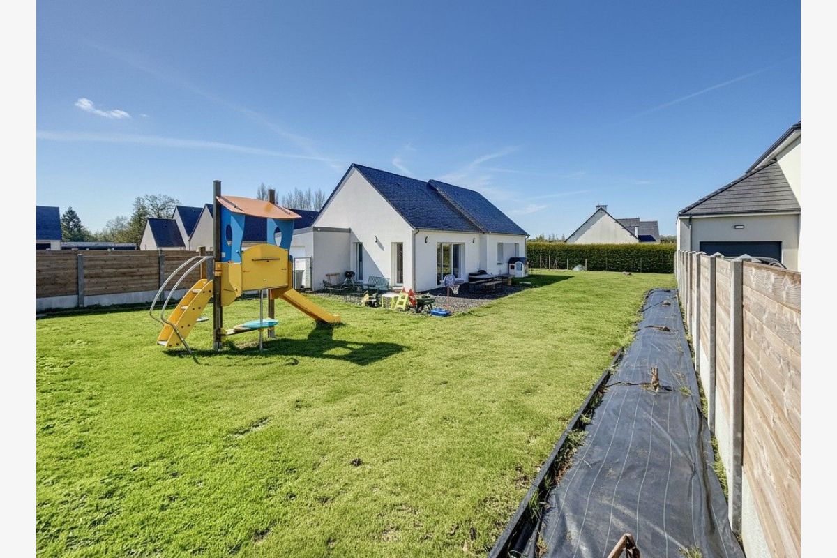 Photo 1 Agence Faudais, Coutances. Tél. 02.33.45.07.57