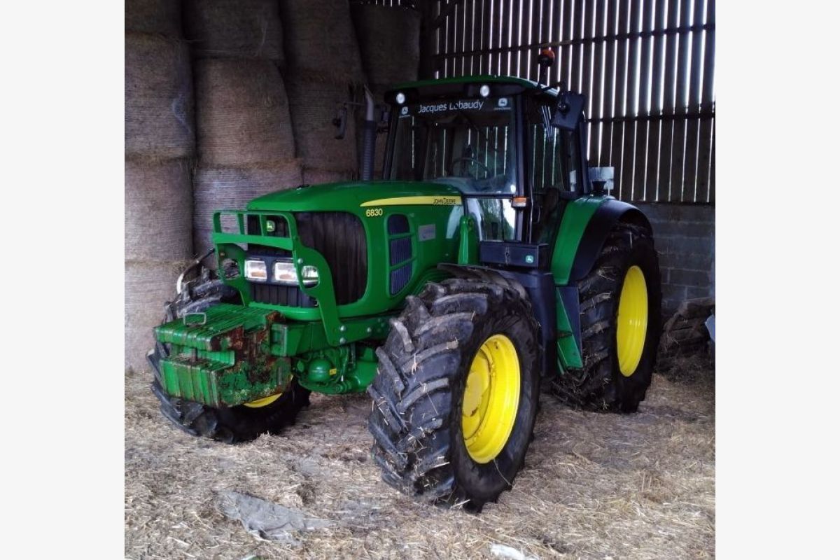 Photo 1 John Deere 6830