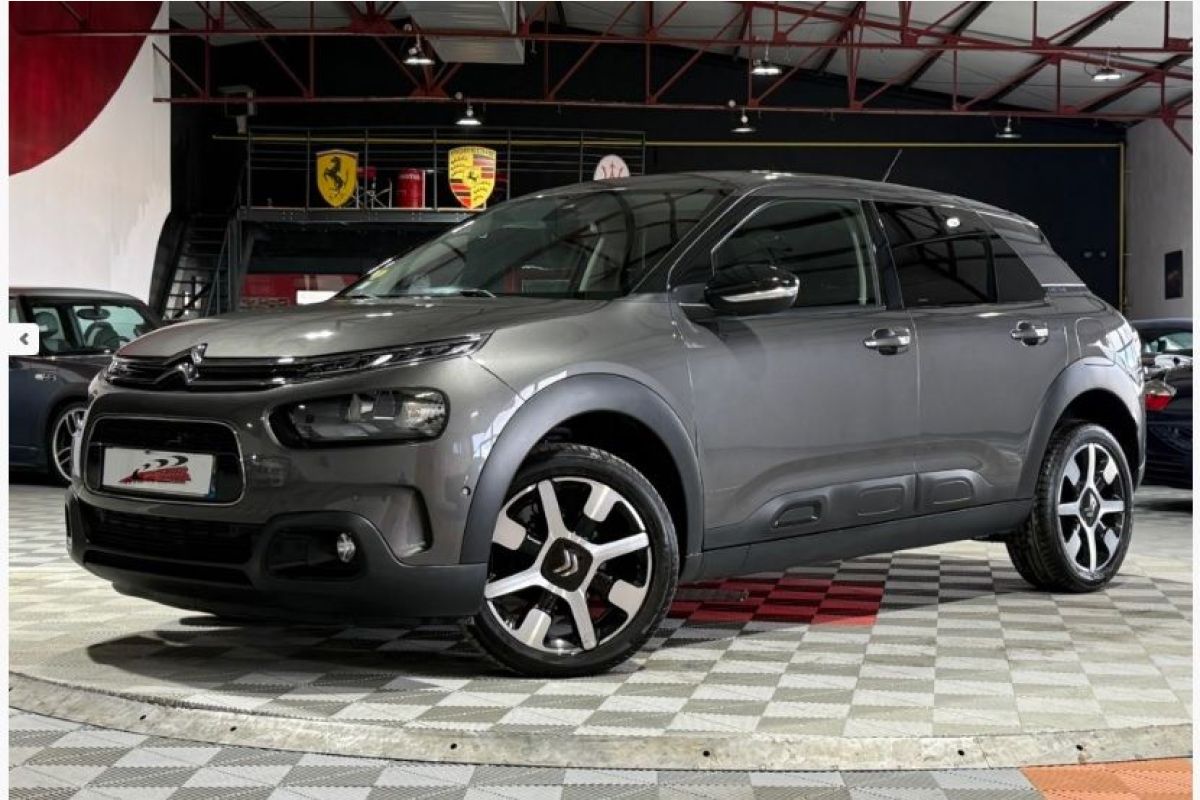 Photo 1 C4 Cactus 1.5 BlueHDi