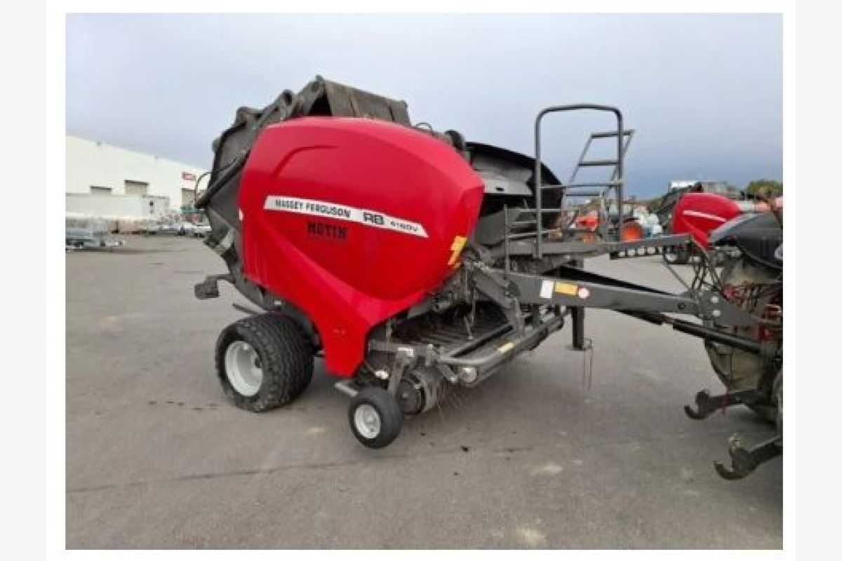 Photo 1 Presse à balle ronde Massey Fergusson RB 4160 V