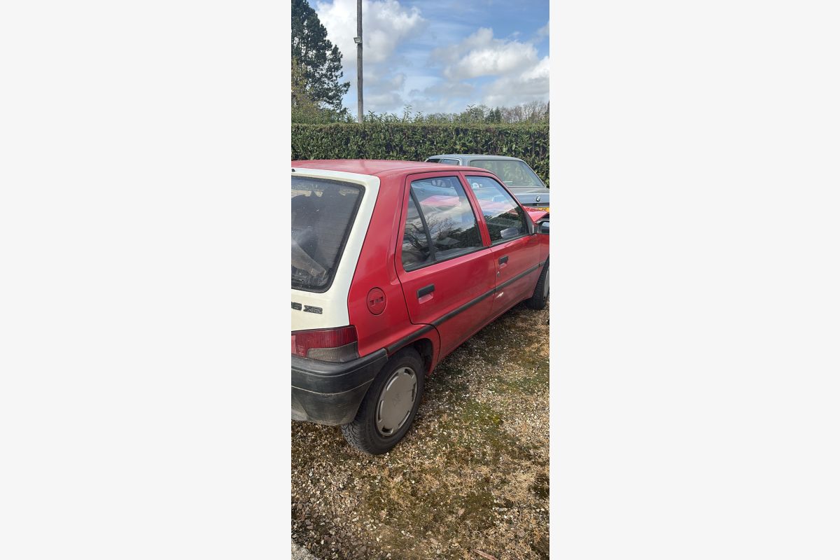 Vends Peugeot 106 - 30240624_d0cc32e5618a9a30264ae726400511e4.jpg