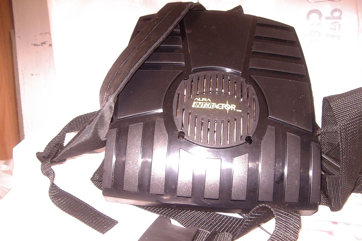 Vintage Aura Interactor Virtual Game Wear - 30240628_513af0db54e0eabc9e839170adff098d.jpg