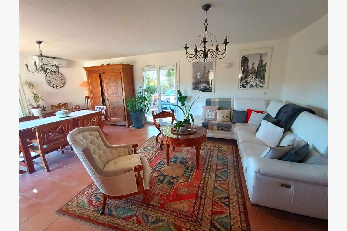 A moins de 20 mn de Montpellier, pour les amoureux du calme et de la nature, particulier vend villa de 149 m2 à La Boissière (34150) dans un cadre agréable avec vue imprenable (en limite de zone natur - 30240637_351a642c8956f1cbbd687286708bf851.jpg