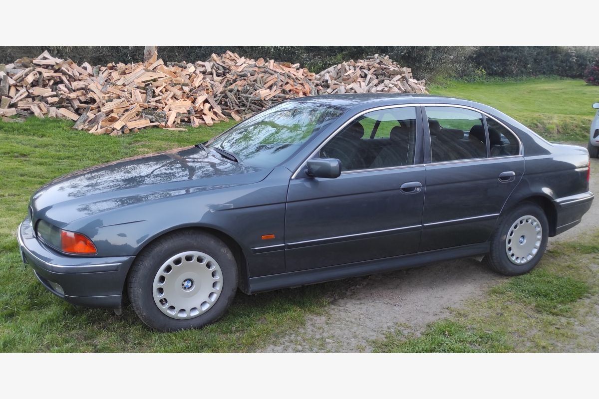 BMW 520i parfait état  - 30240935_4b372130fa68aaeb7ce8a419941859c3.jpg