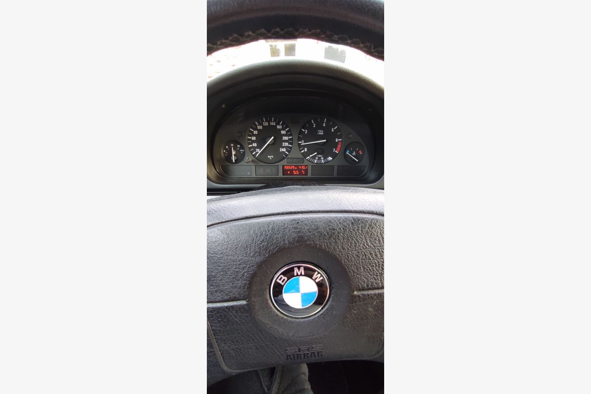 BMW 520i parfait état  - 30240935_c101319c92d171ebf02cdcc7170eb7c8.jpg