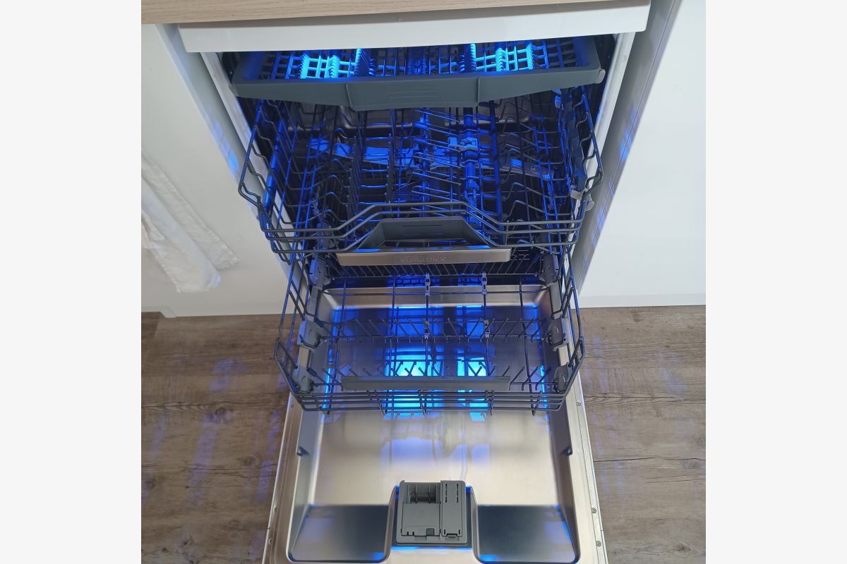 LAVE VAISSELLE - 30240992_ee2221e5c1bd2bbd2aa722d8a42fad56.jpg