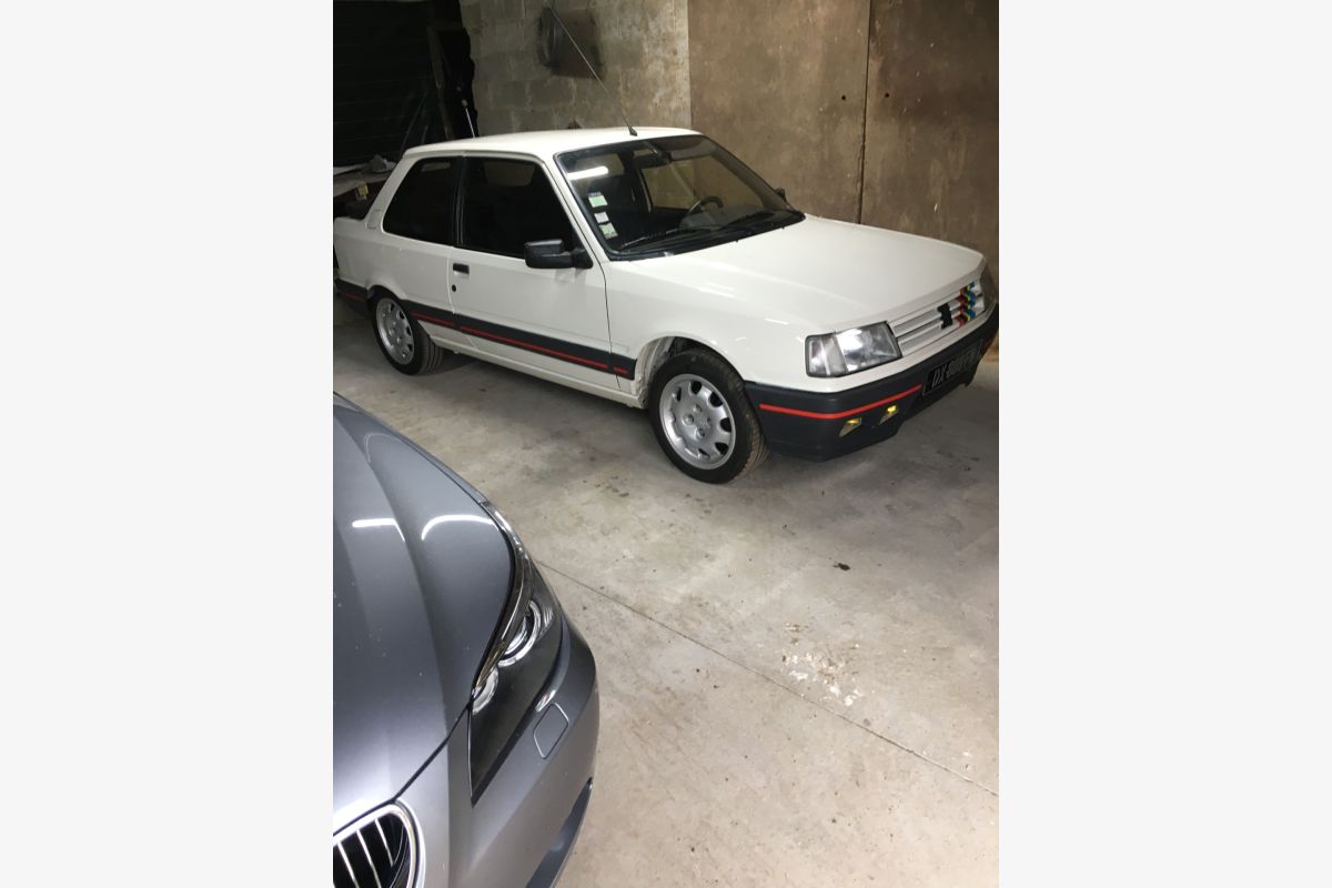 Photo 1 309 GTi