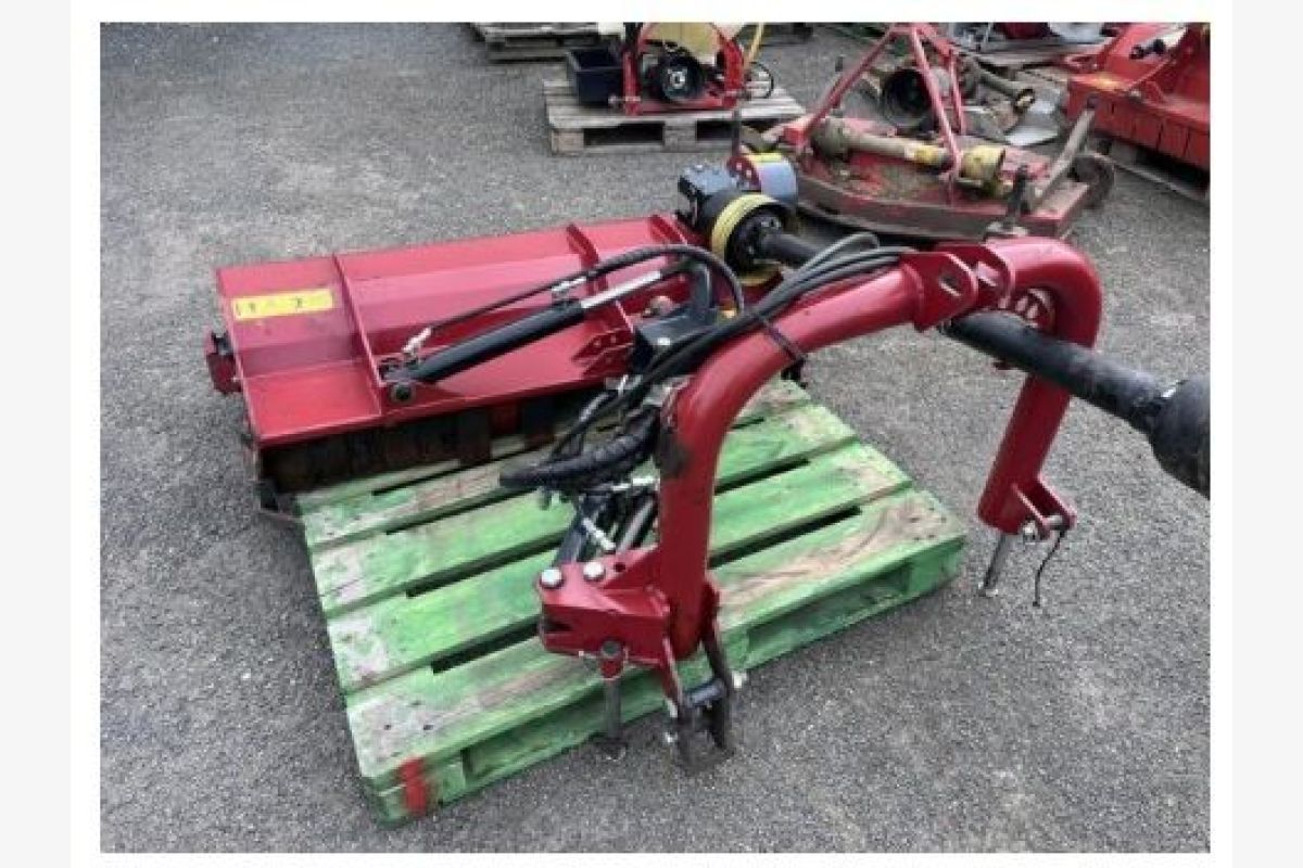 Photo 1 Broyeur d'accotement renforcé Majar RBRM 130 AC