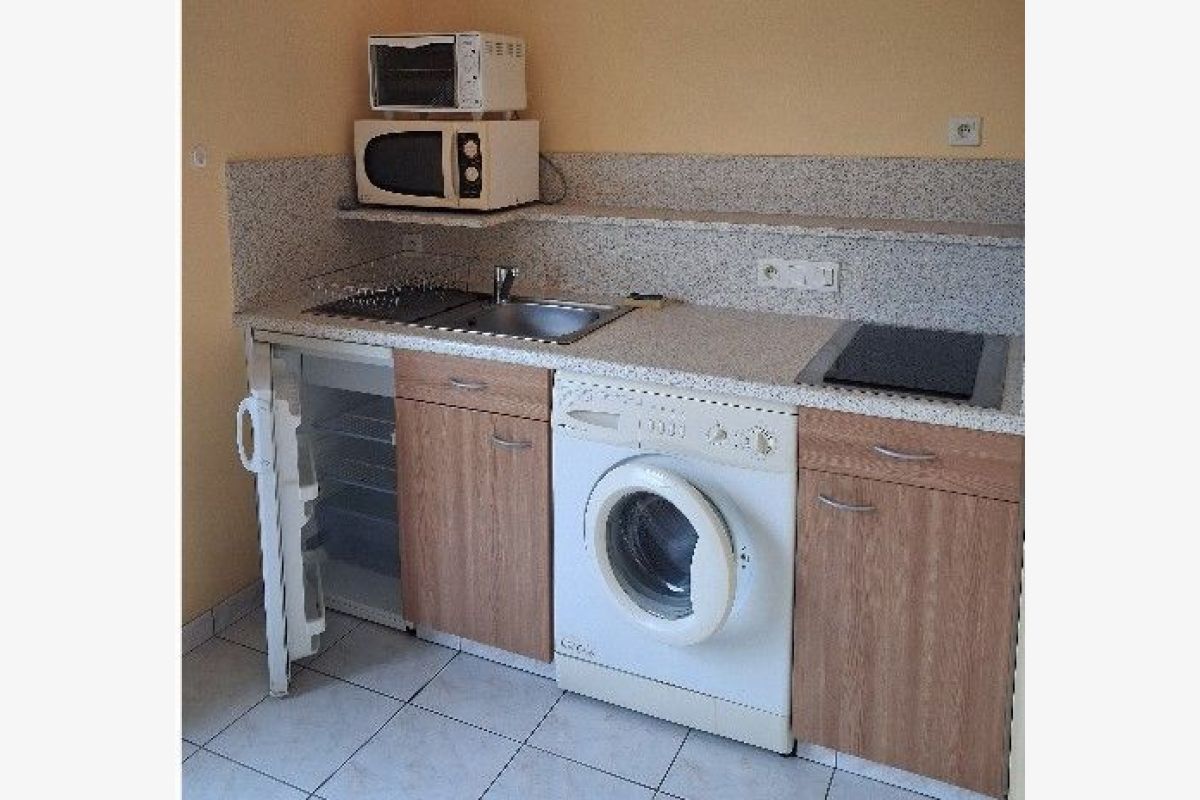 Photo 1 Bourgvallées, 330 ,  loue studio...