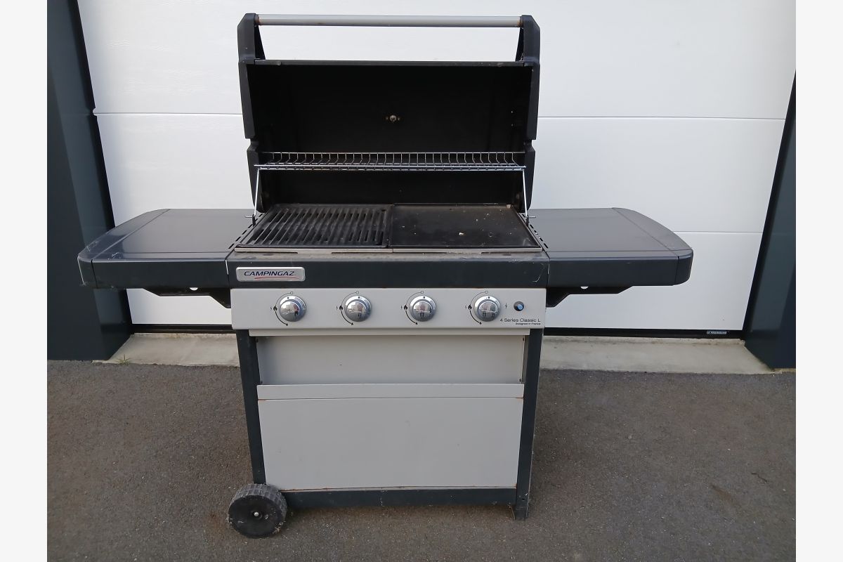 Photo 1 Barbecue marque Camping-gaz