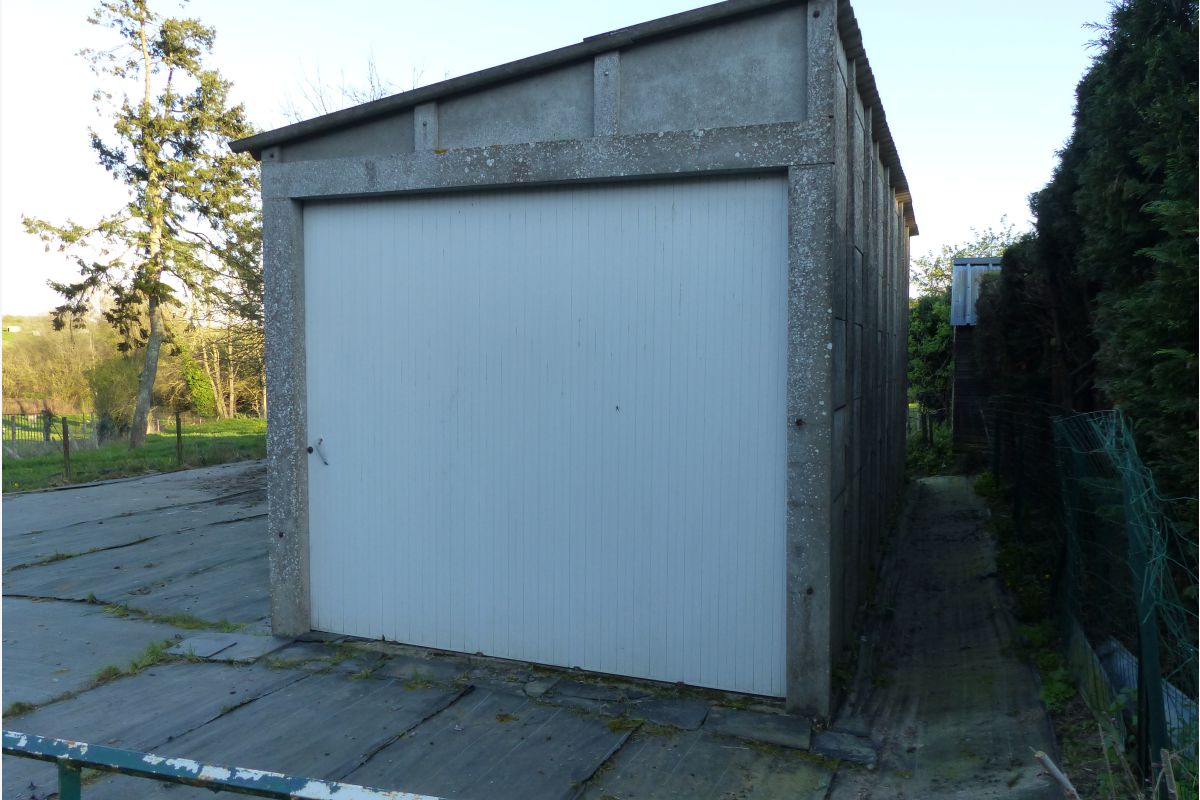 terrain+garage - 30242271_8ff63fef249910df17257147d3c11be1.jpg