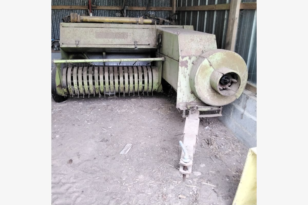 Presse Claas - 30242291_021258236694392ed275fd2fb1cbd82a.jpg