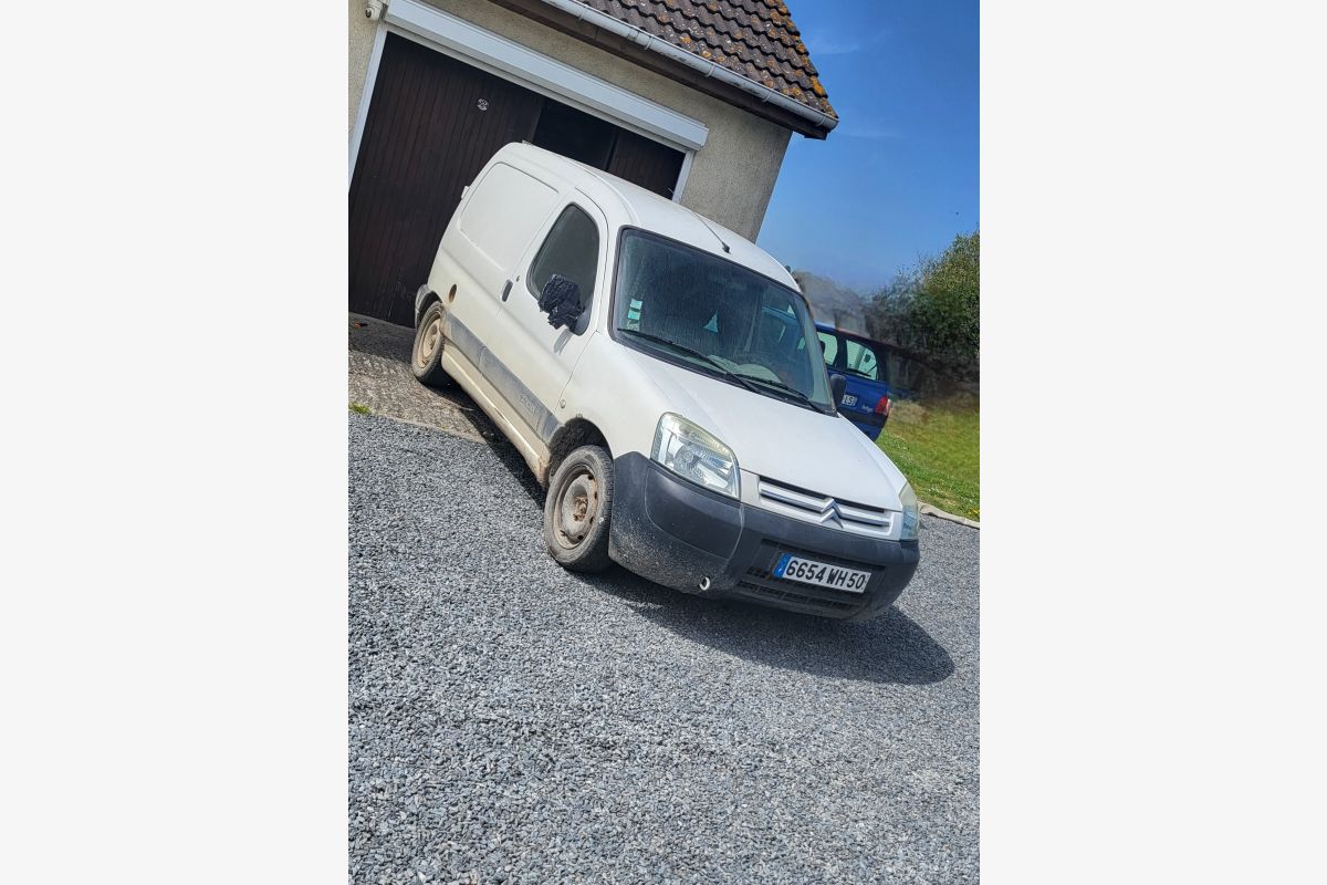 Photo 1 Berlingo 1.9d 131000kms