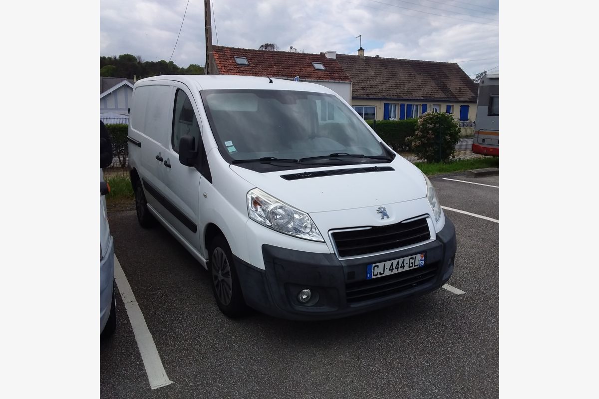 Photo 1 Peugeot Expert 2012 TBE