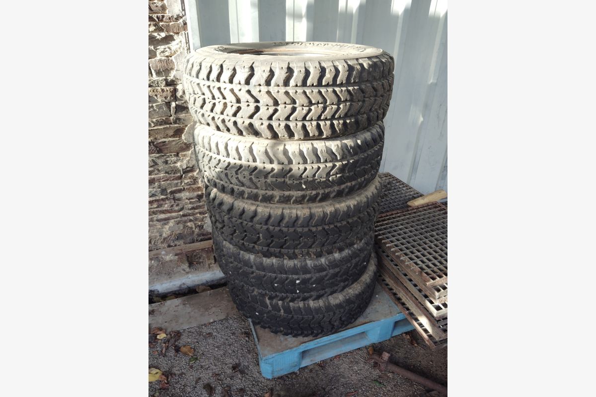 Photo 1 Pneus 4x4 suzuki