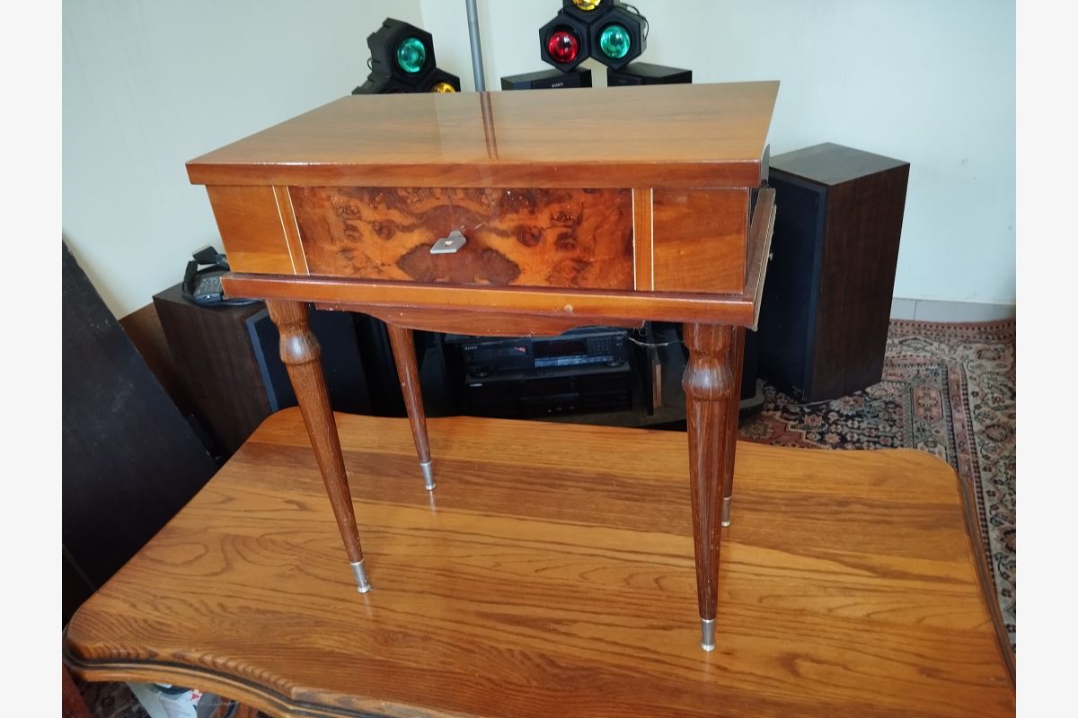 Canapé cuir - 30242740_ae32bb558e892ee910b3f7ebd94c9812.jpg