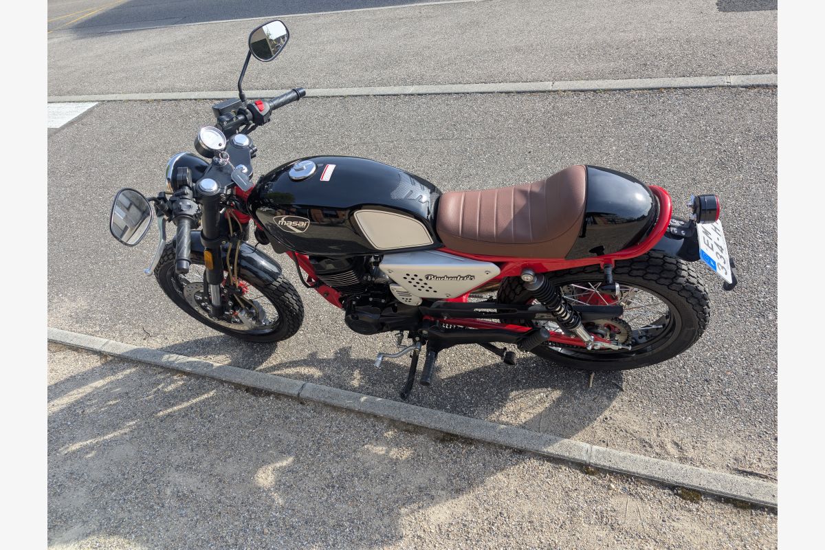 Photo 1 Opportunité a saisir 125 Cafe racer Black café Euro4