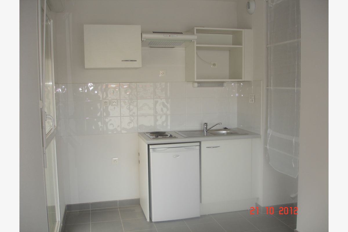 Vente d’un T2  - 30243265_13f1d93c6849cdac0cc5466c5e831c12.jpg