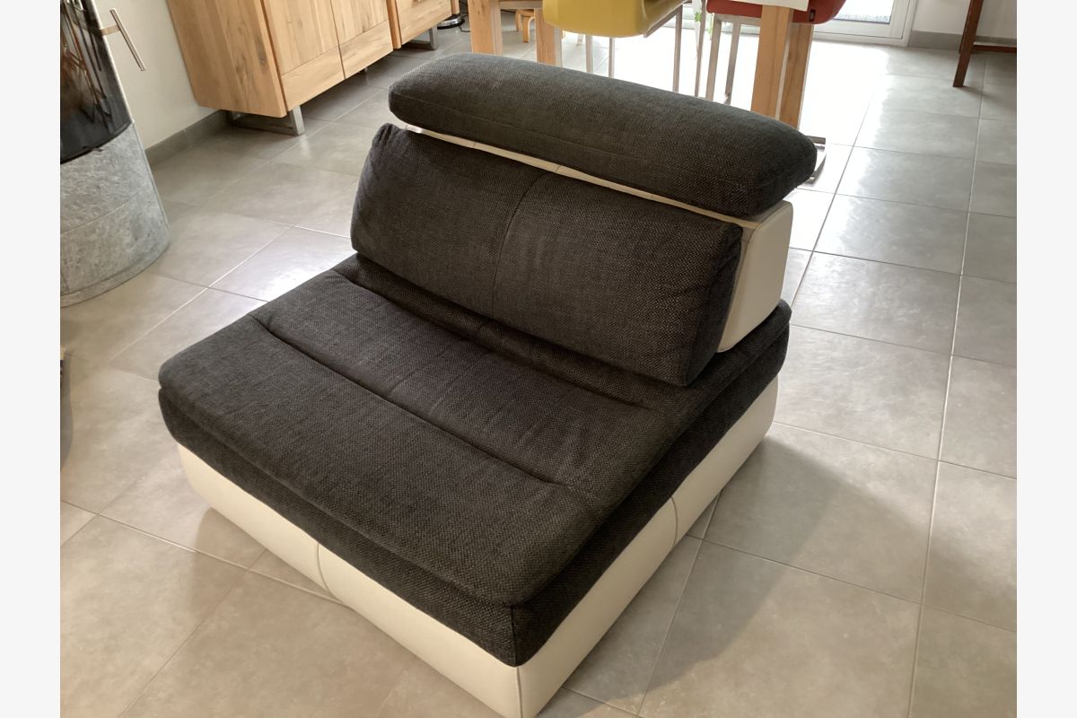 Photo 1 Petit canapé ou grand fauteuil 