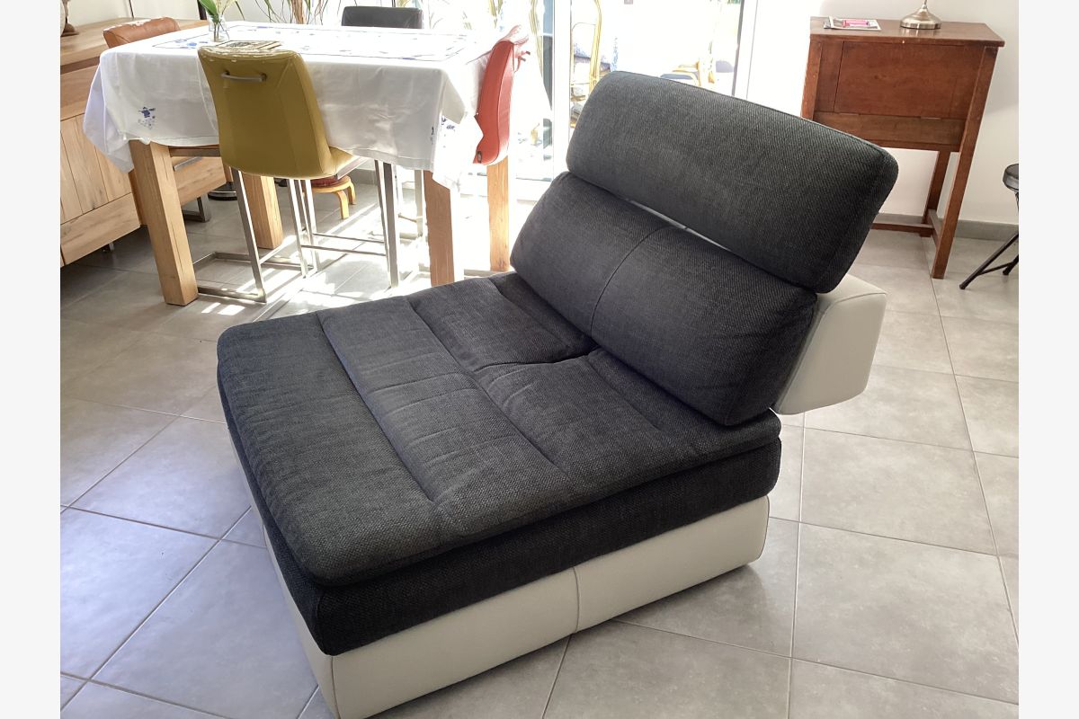 Petit canapé ou grand fauteuil  - 30243363_6665f71fad99dbb1821f5ad77e9d7d3d.jpg