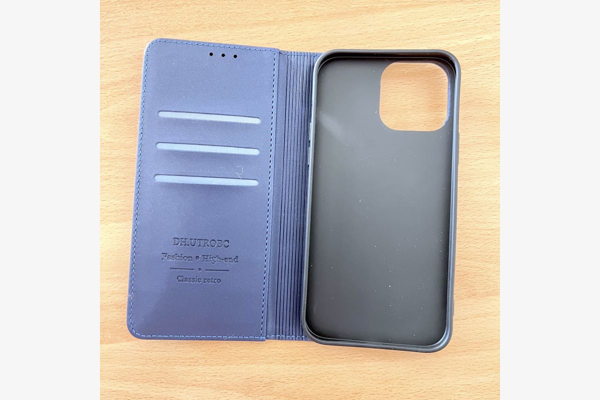 Photo 1 Etui bleu neuf pour Iphone 13 pro max