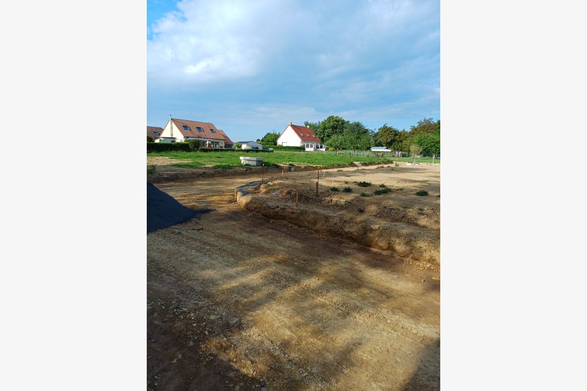 Photo 1 Terrains viabilisés bourg Marigny