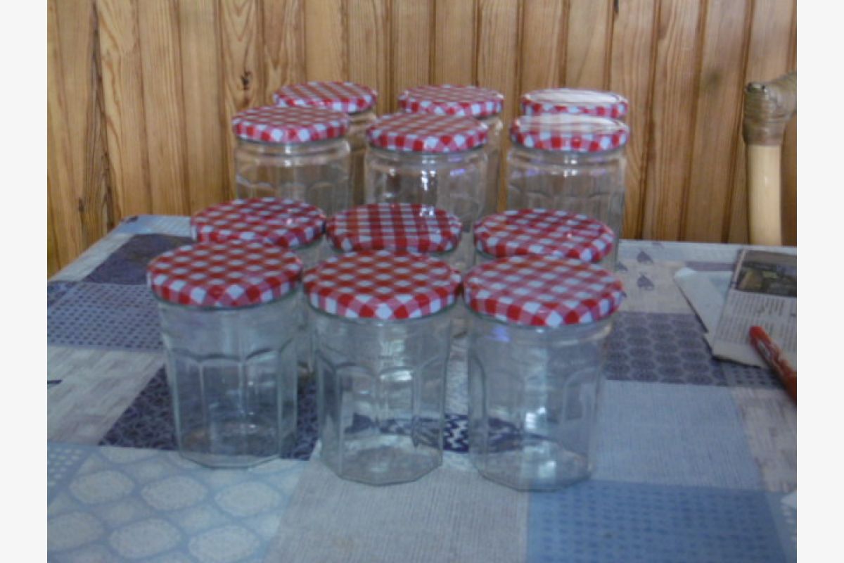 Pots pour confiture - 30243539_ca282c204f2c00a9c967ff279a2c36ed.jpg