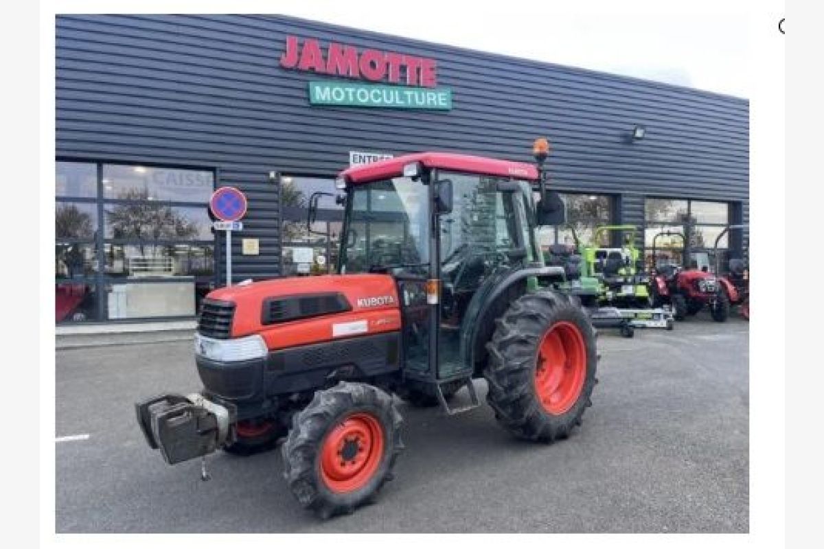 Photo 1 Micro-tracteur Kubota L4630 GST C