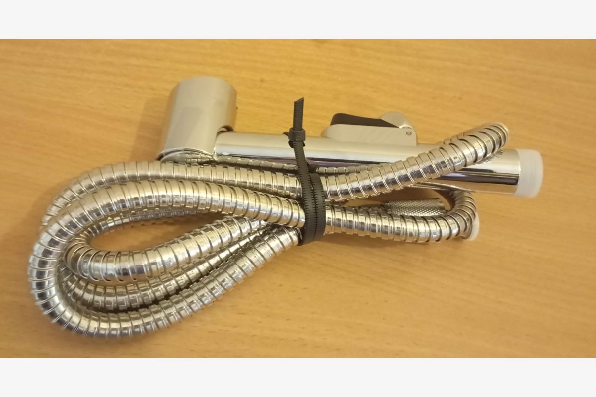 Douchette avec flexibles 1,50 m - 30244001_6245578974f95705e79573a8febb74f9.jpg