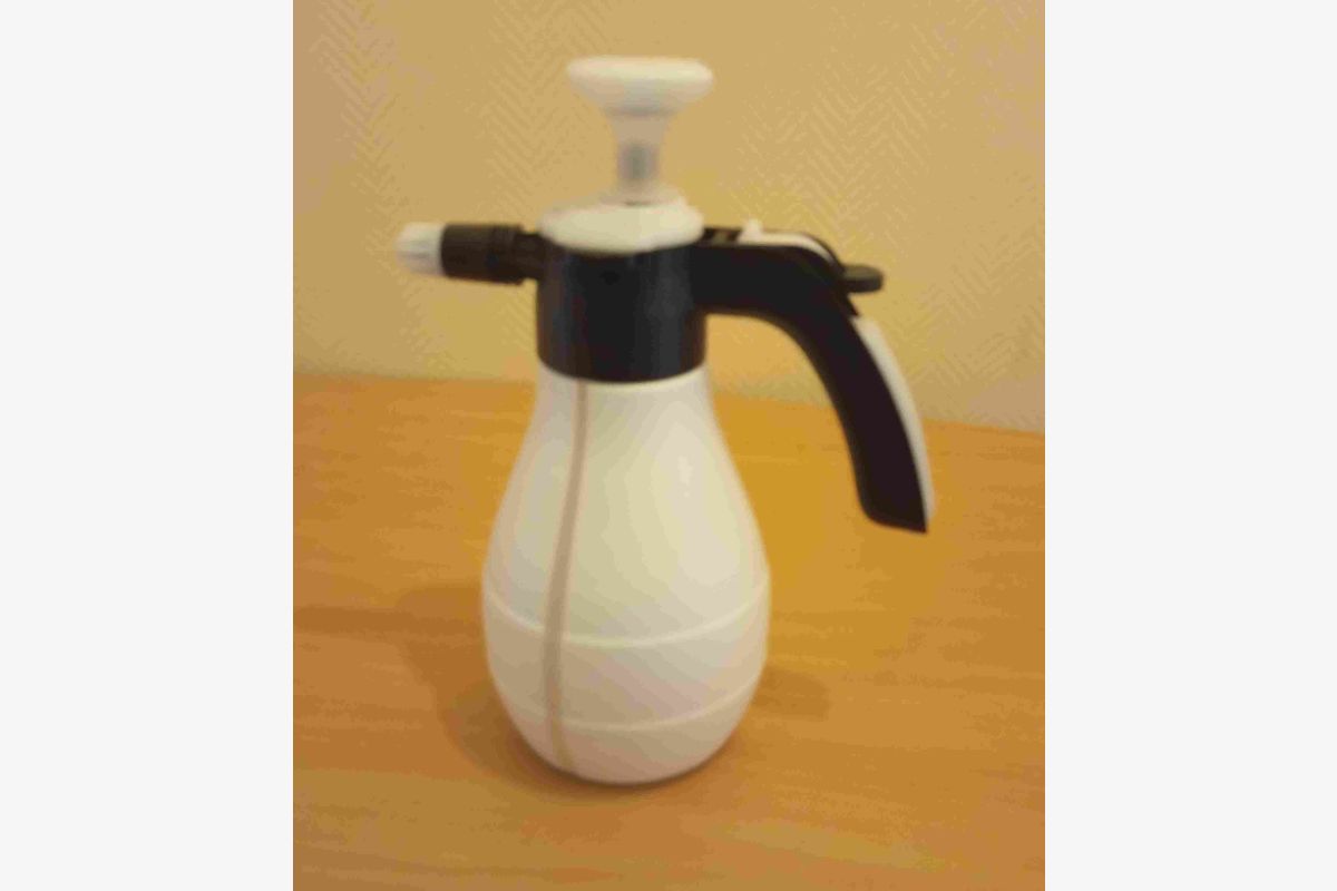 Photo 1 Pulvérisateur à pression   1.5 l